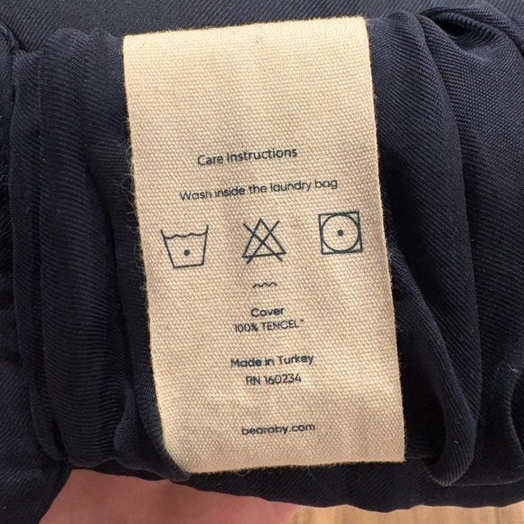 Bearaby Midnight Blue Sleep Eye Mask - Picture 3 of 5